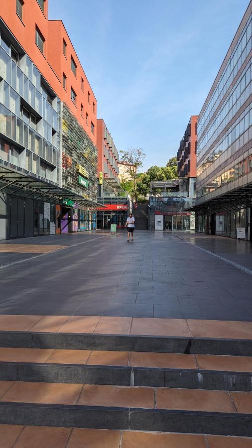 Downtown Fiume, Underground Garage Within The Property Exteriör bild
