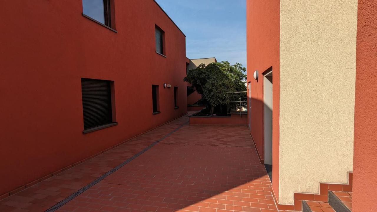 Downtown Fiume, Underground Garage Within The Property Exteriör bild