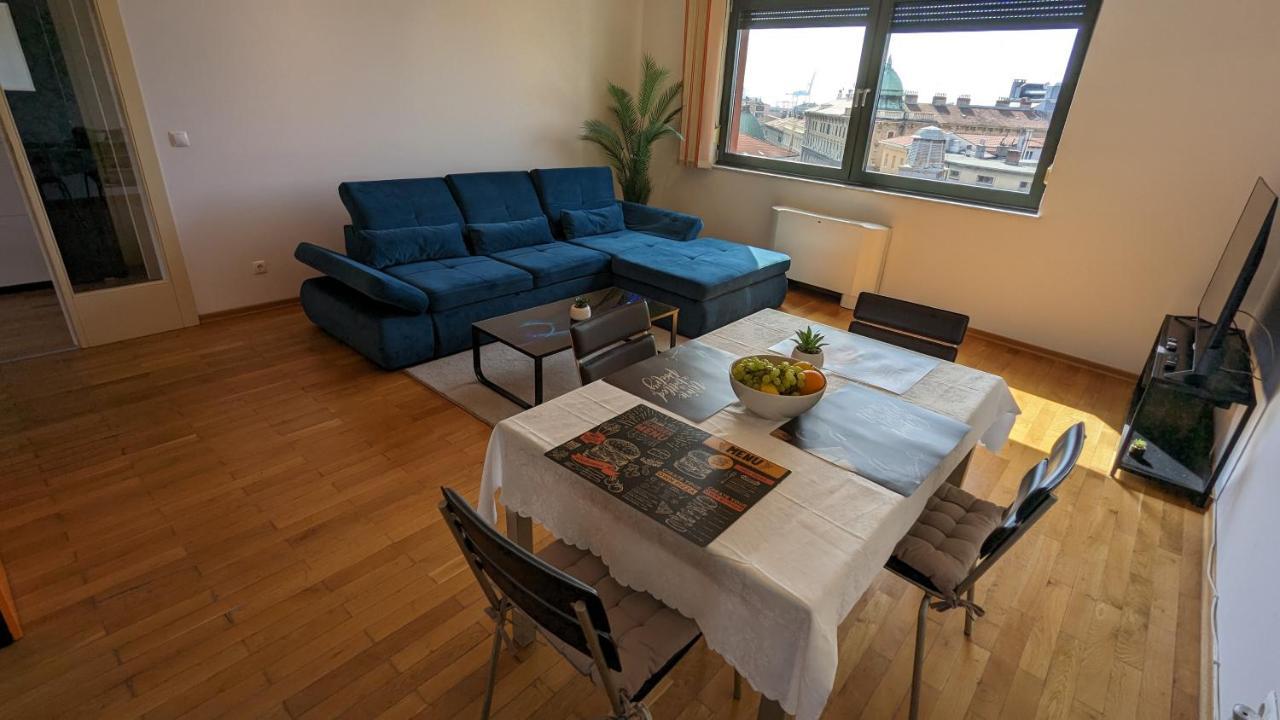 Downtown Fiume, Underground Garage Within The Property Exteriör bild
